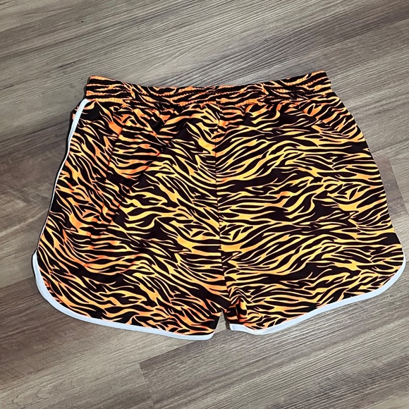 Raskol Shorts - Picture 2 of 2